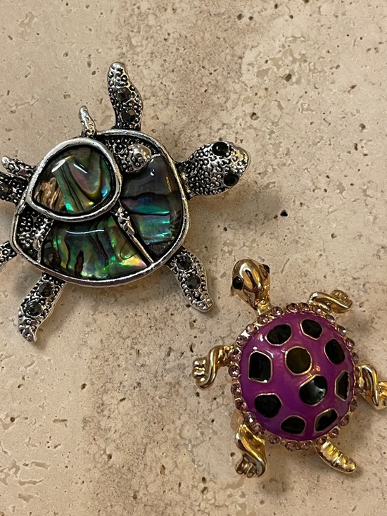 Macy's Jewelry - Turtle Brooch Set Abalone Shell & Pink Enamel Gold Tone Animal Pins Bundle